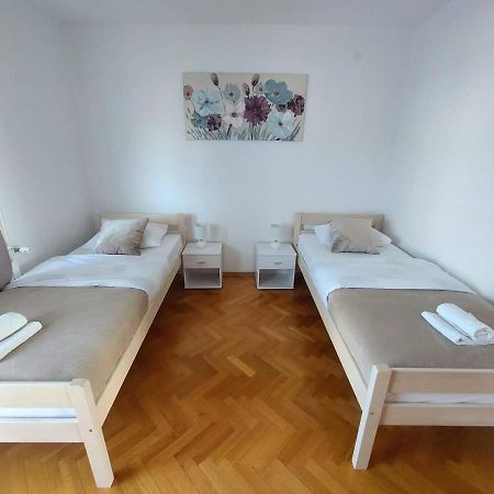 OtočacDream公寓 外观 照片